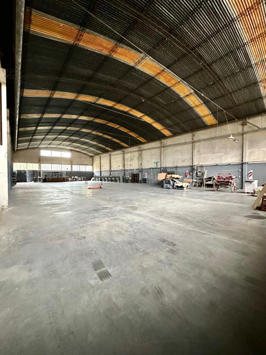 1200 m² Nave Industrial Galpón en Venta en Bernal Oeste Quilmes 4