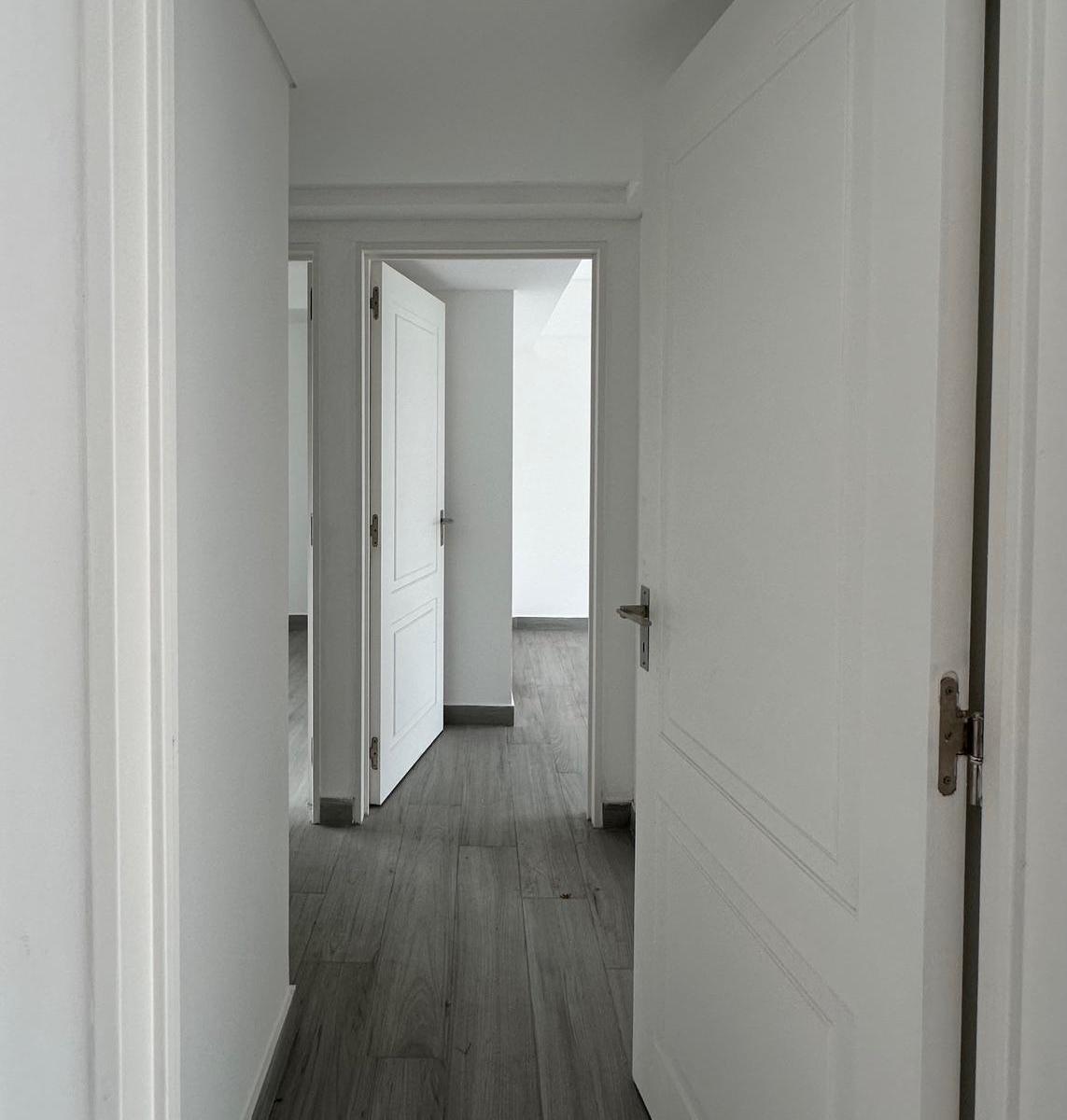 Departamento 4 Amb Mas Dependencia y Cochera en Venta en Flores Full Amenities 5