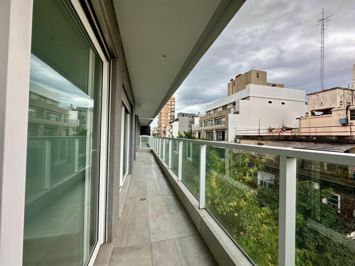 Departamento 3 Amb con Cochera en Venta en Flores Full Amenities 2