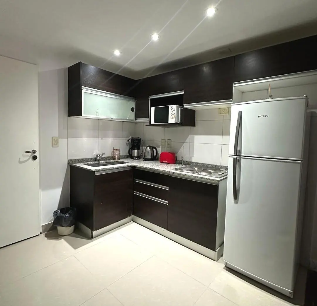 Departamento 2 ambientes amplios y luminoso en Centro, excelente inversión Apto crédito 6