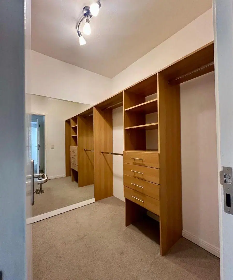 DEPARTAMENTO 3 AMBIENTES EN ALQUILER TORRES RIVER VIEW PUERTO MADERO CON COCH A PARTIR DE AGOSTO 202 8