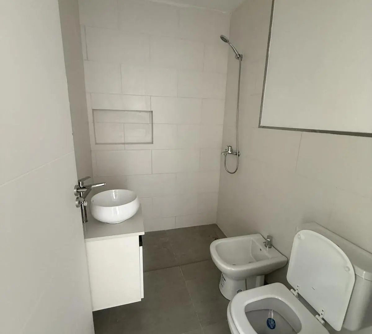 ALQUILA A ESTRENAR EXCELENTE Departamento en Confluencia Urbana 5