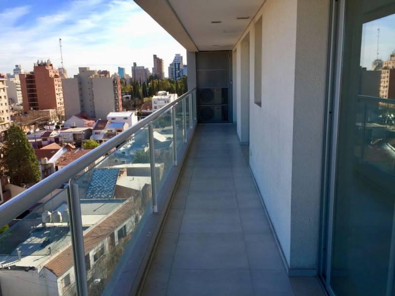 Foto de EXCELENTE DPTO. 2 DORM. CON COCHERA -, imagen 2