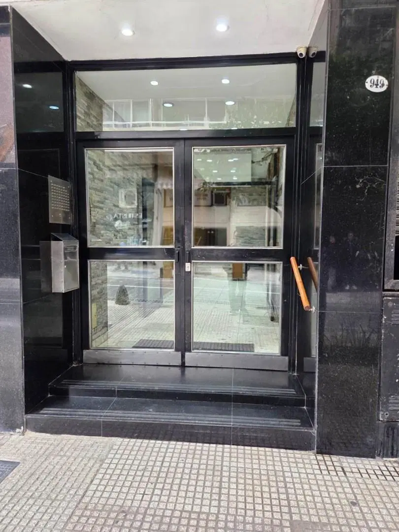 Oficina/Departamento Monoambiente en Alquiler en Retiro, Capital Federal, Buenos Aires 1