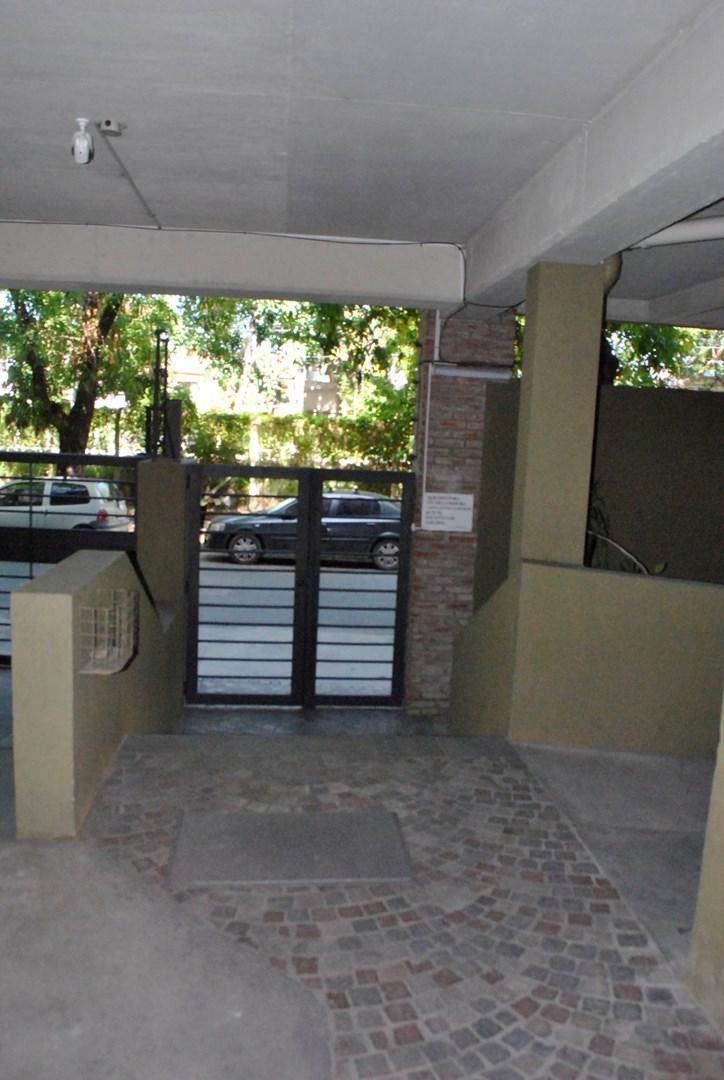 Foto de Departamento en Venta de 2 amb con renta en Tigre, G.B.A. Zona Norte, imagen 1