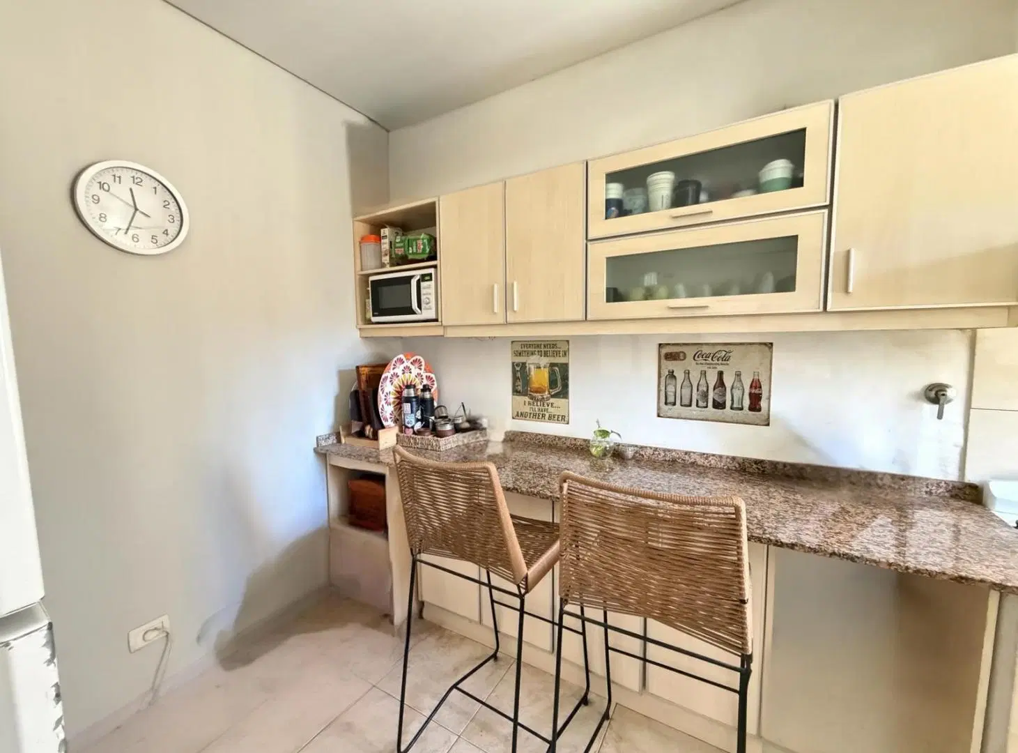 Triplex 5 Ambientes en Complejo Cerrado con Pileta y Dos cocheras. 2