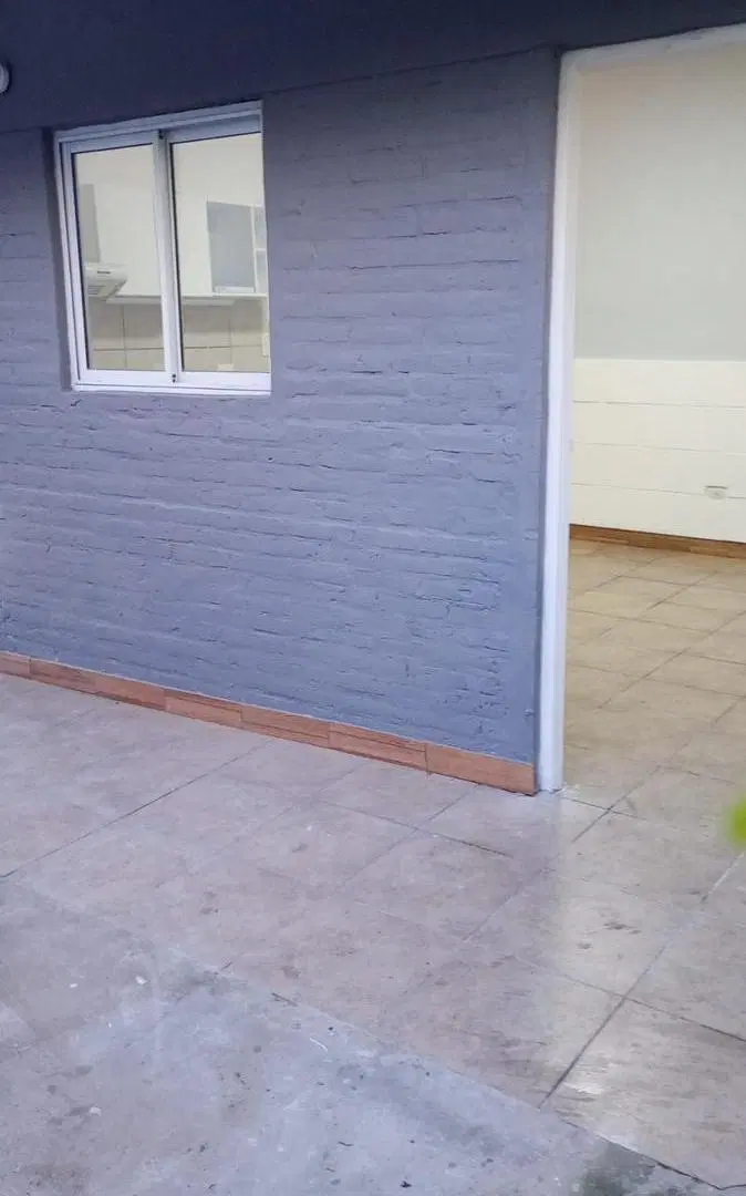Departamento de 2 ambientes con patio propio. 2