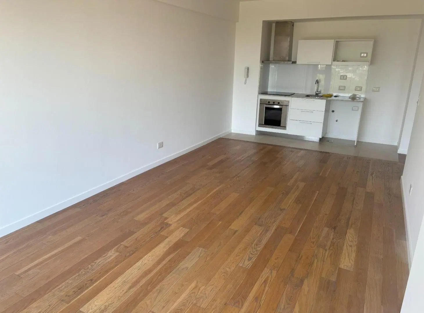 Departamento de 2 ambientes con cochera. Full Amenities. Venice, Torre Galatas. 2