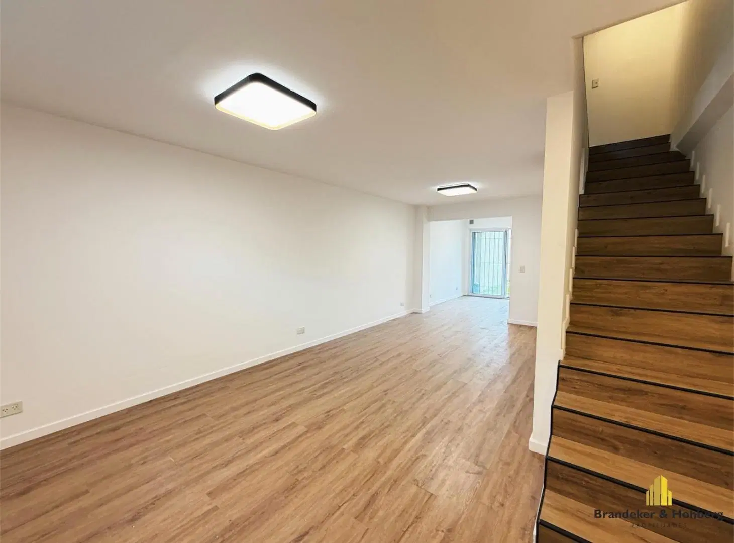Tríplex 4 Ambientes a Estrenar con Jardín, Suite y Playroom - Munro 5