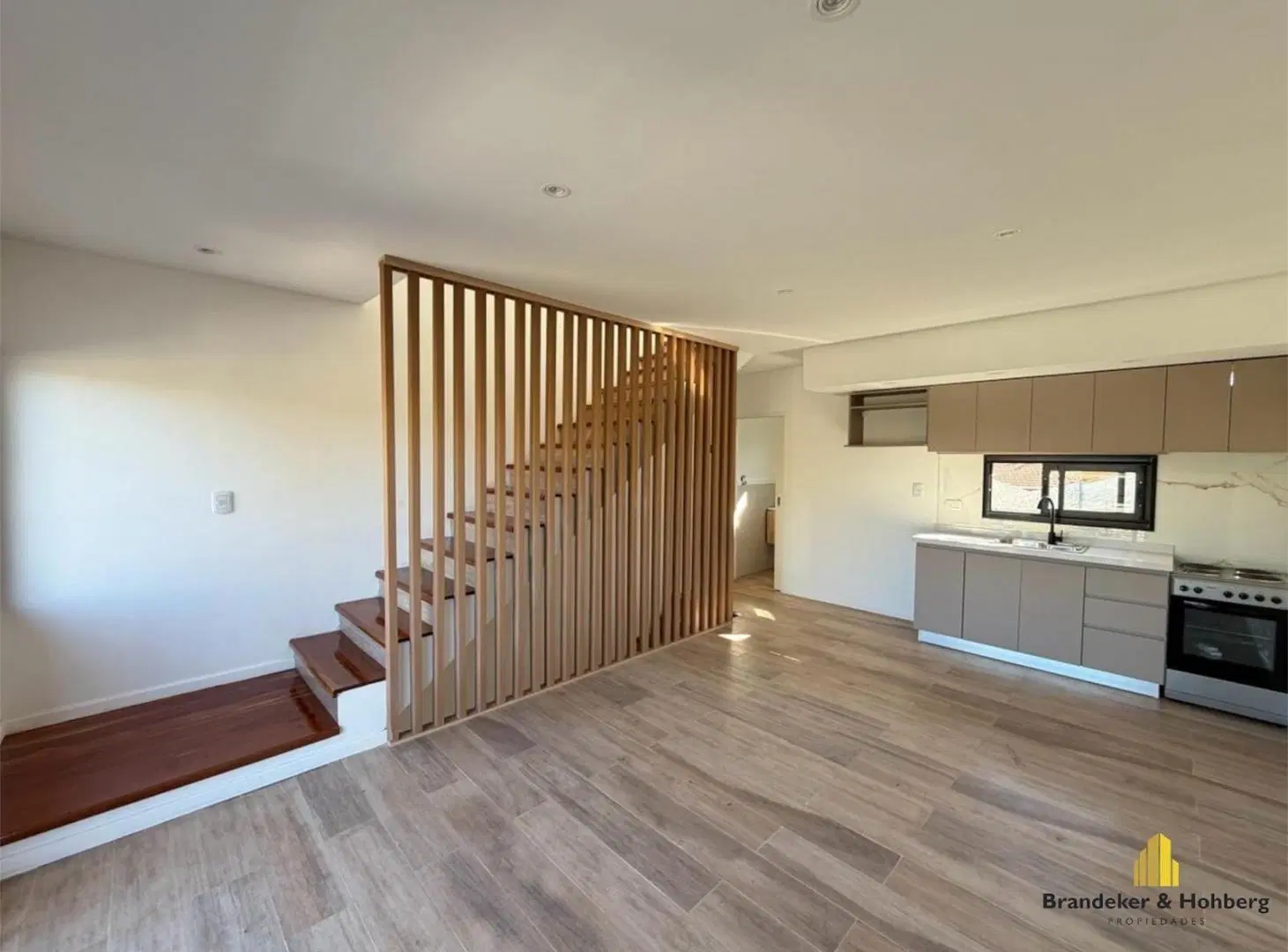 Dúplex 2 Ambientes a Estrenar con Cochera, Jardín y Balcones – Tigre Centro 3