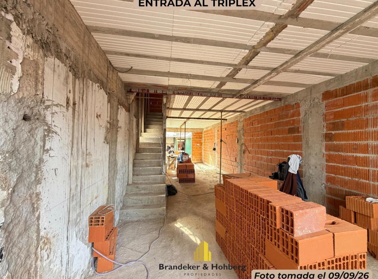 Foto de TRÍPLEX DE CATEGORÍA EN CONSTRUCCIÓN, OLIVOS – 3 DORMITORIOS + PLAYROOM, imagen 1