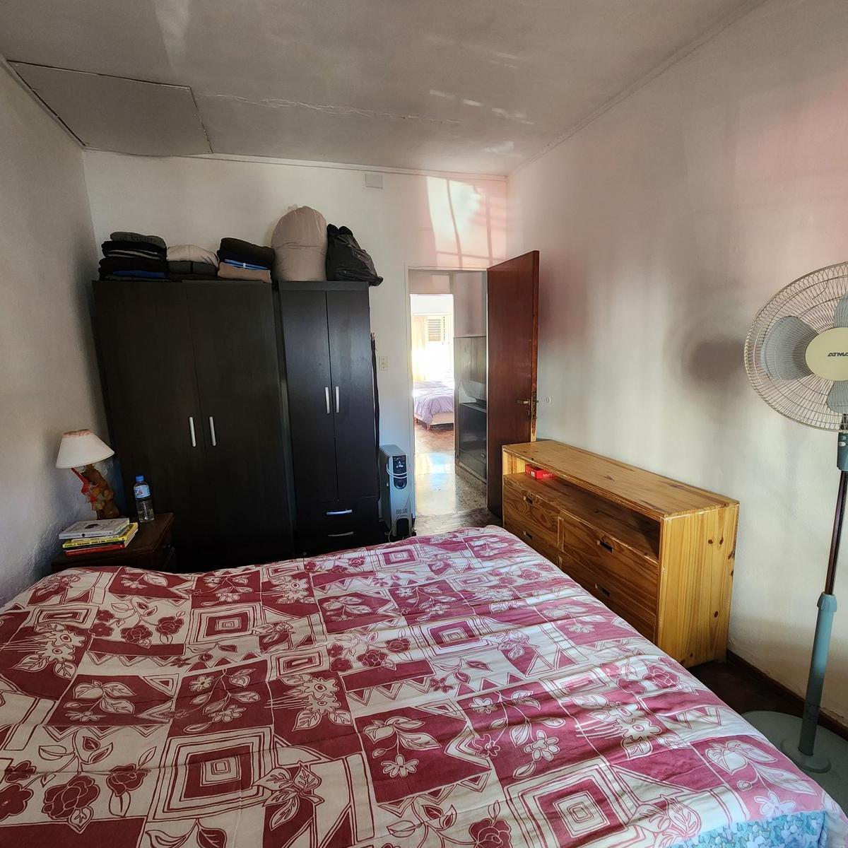 Foto de CASA EN VENTA- PH 3 DORM-PATIO-GARAJE-AL FRENTE, imagen 4