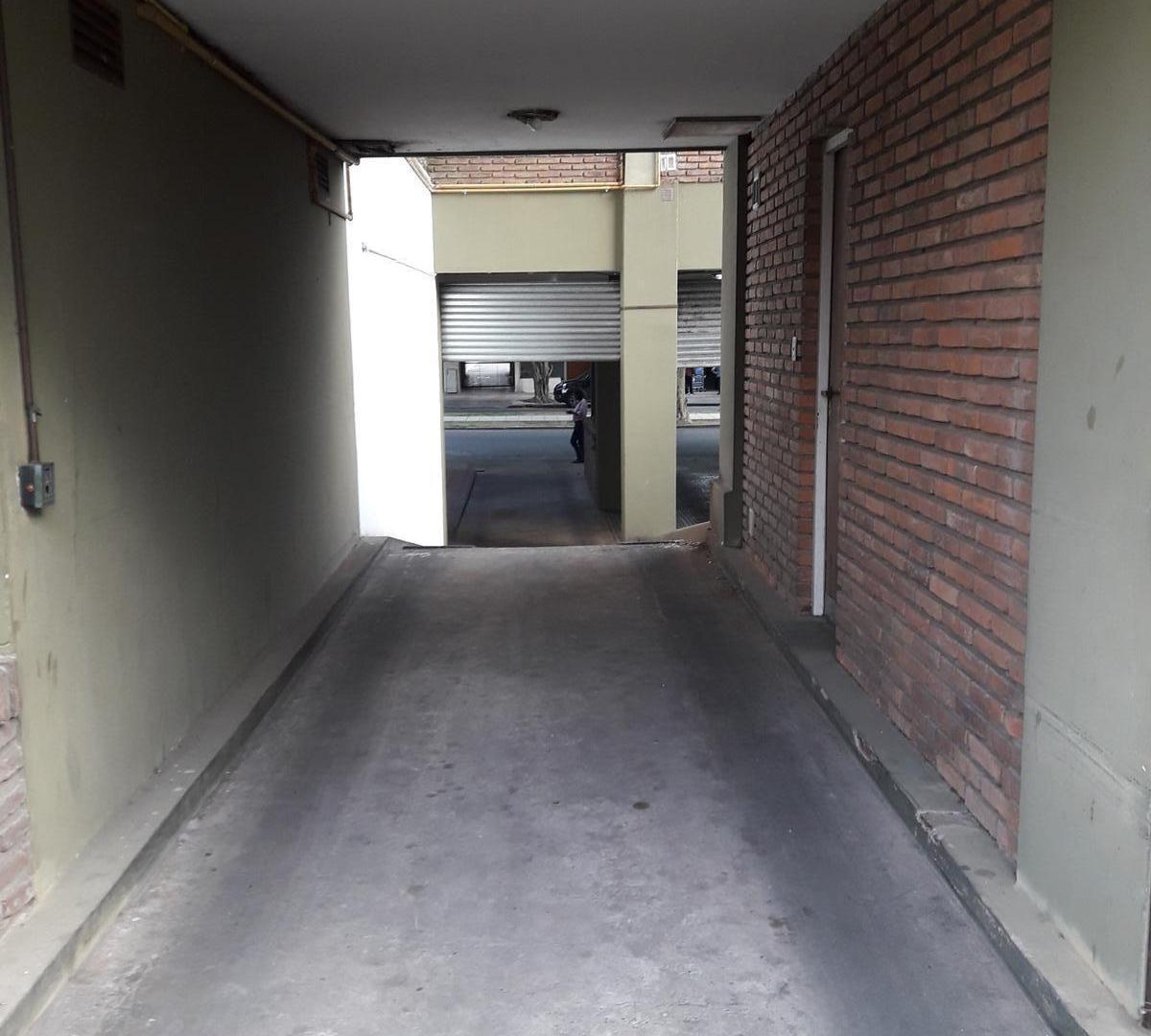 Foto de Cochera en La Plata, imagen 4