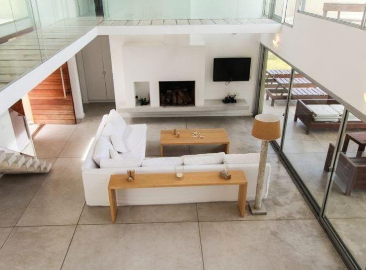 Foto de Casa en alquiler de 4 dormitorios en Laguna Blanca, imagen 2
