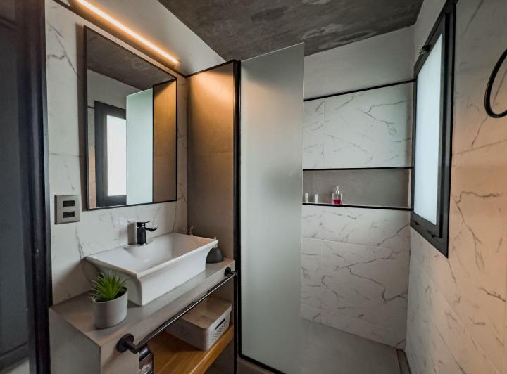 Foto de Hermosa casa de 5 dormitorios en Montoya alquiler, imagen 3
