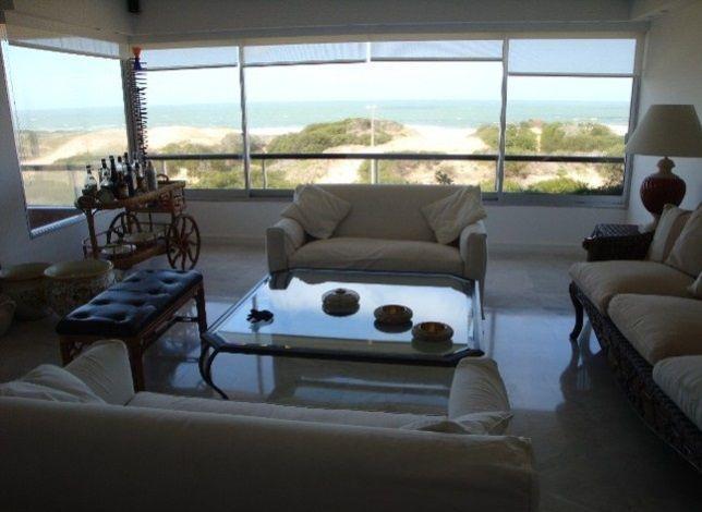 Foto de 4 DORMITORIOS | PLAYA BRAVA Ref: 7593, imagen 2