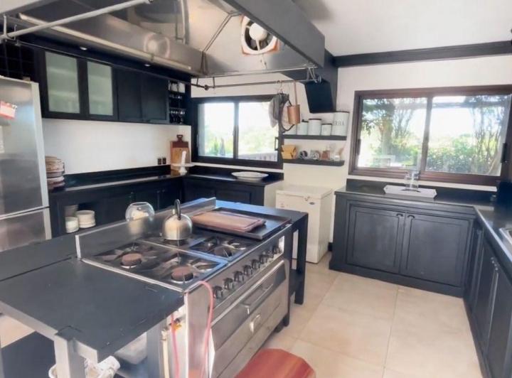 Foto de Chacra casa en alquiler en Manantiales 7 dormitorios, imagen 3