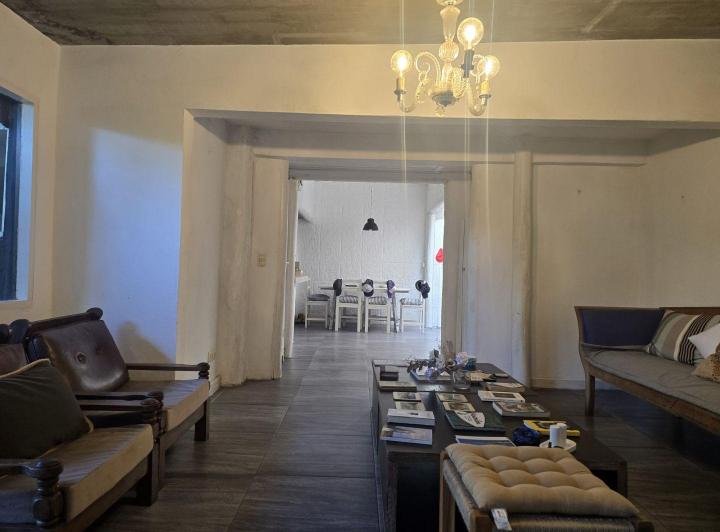 Foto de Casa en alquiler de 4 dormitorios en el centro de La Barra, imagen 5