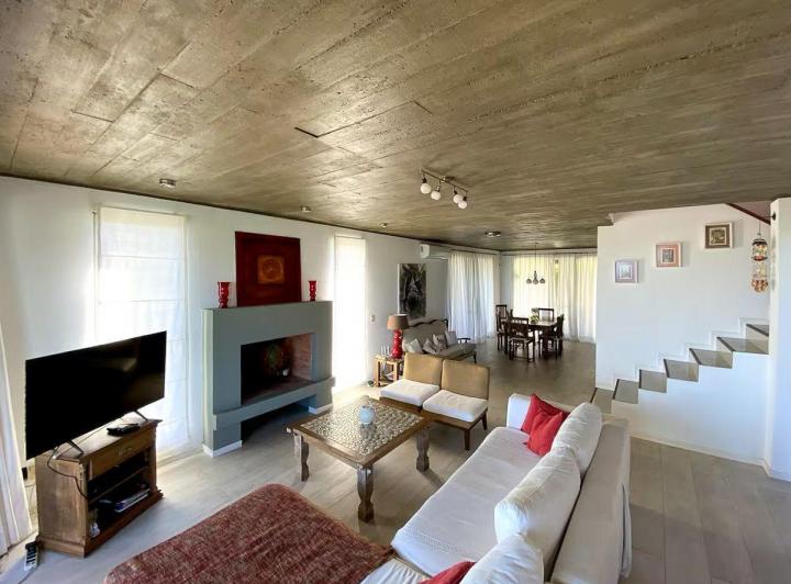 Foto de Casa en alquiler Montoya 4 dormitorios, imagen 1