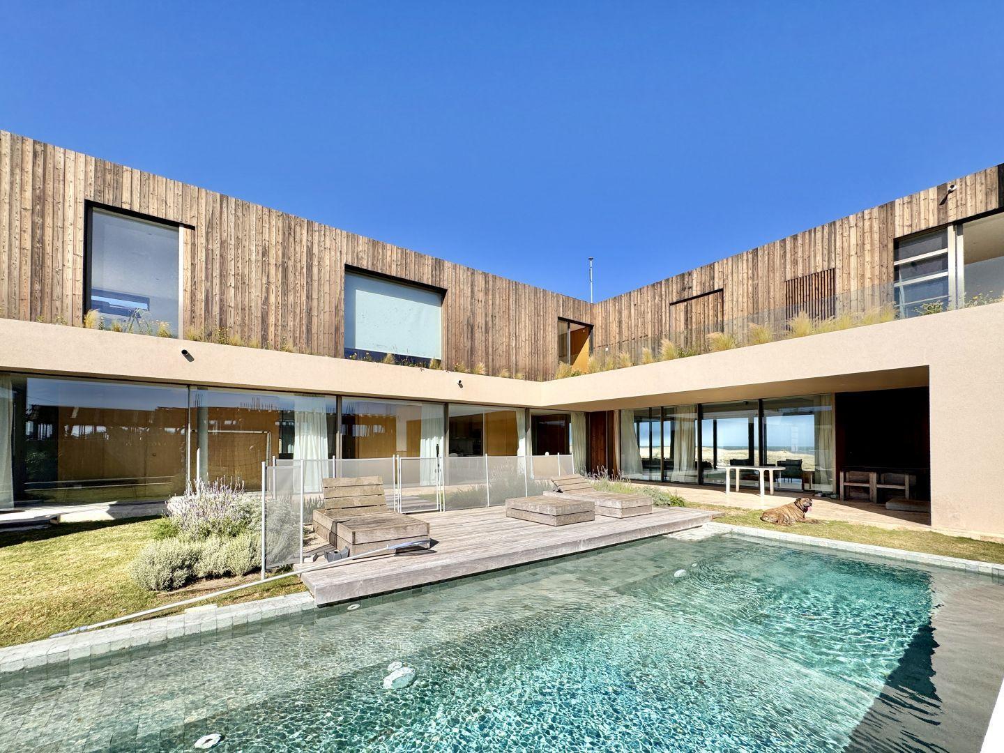 Foto de Casa sobre la playa en alquiler, imagen 1