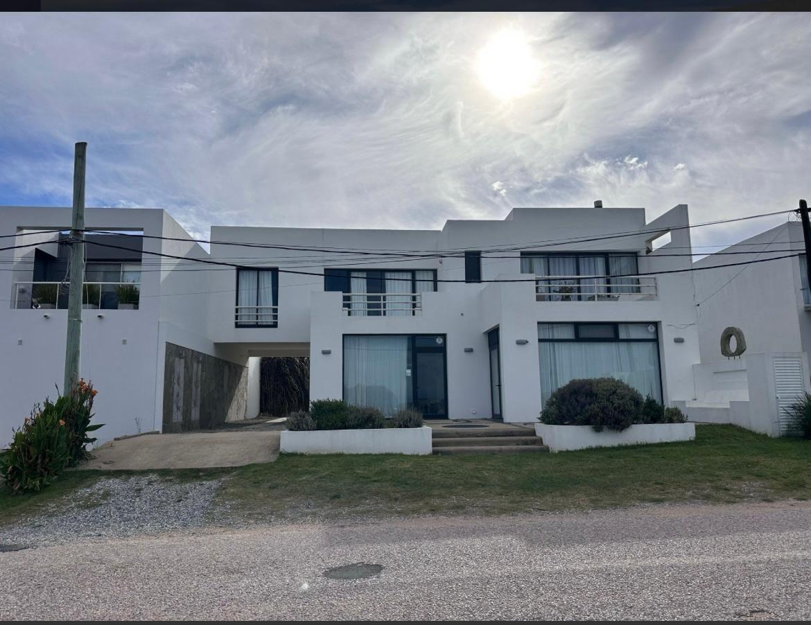 Casa en alquiler de 2 dormitorios en Manantiales