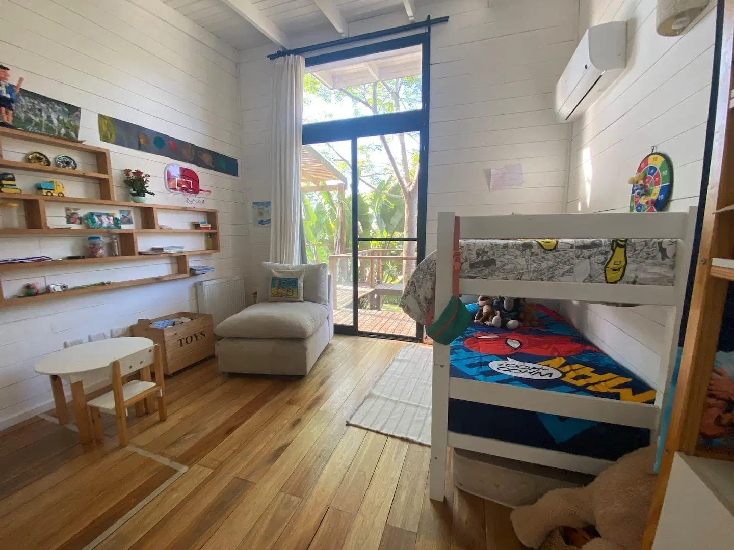 Venta de casa de diseño en la barra 4