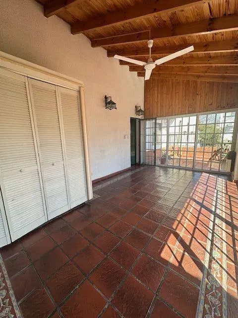 Olivos alquiler chalet 5 amb con pileta 8