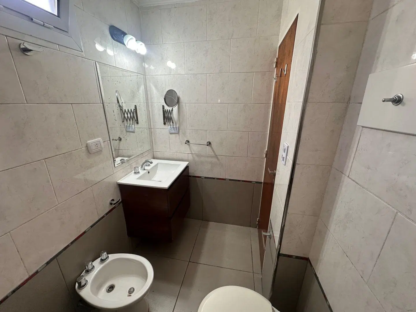 Vicente lopez, florida, departamento de 3 amb con cochera 8