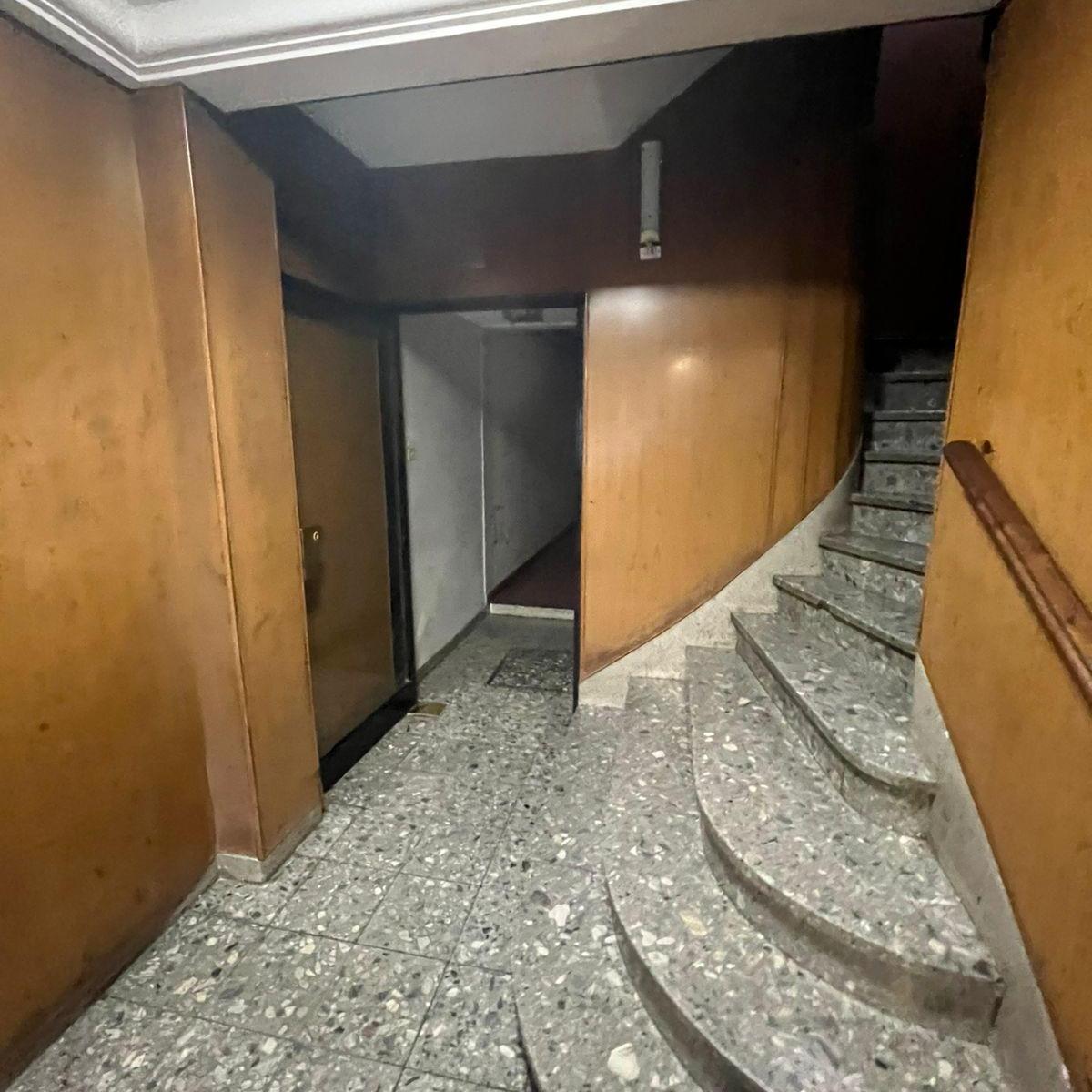 ¡Oportunidad! Venta de Departamento de 4 Ambientes con Balcón en Congreso
