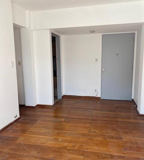EXCELENTE 3 AMBIENTES AL FRENTE CON BALCON TERRAZA A MS PARQUE CENTENARIO 3