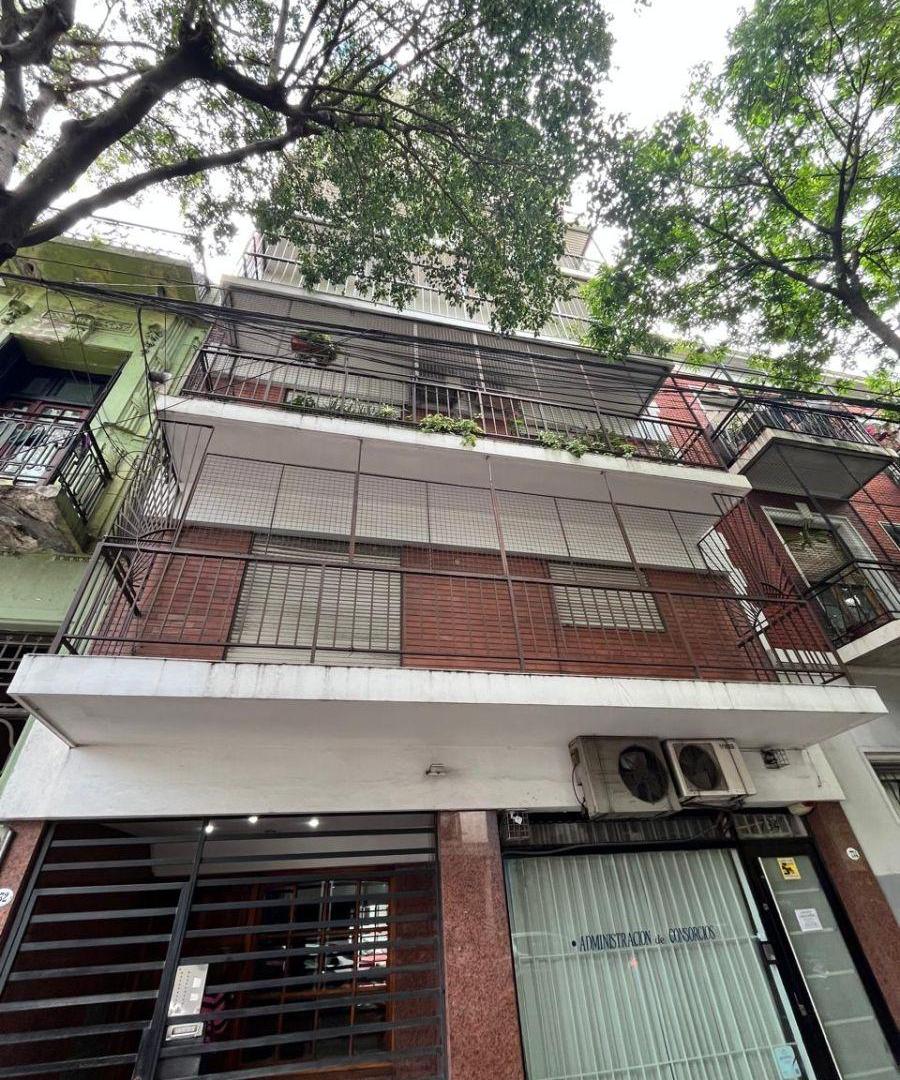 Venta Semipiso 3 Ambientes Con Balcón Al Frente Almagro