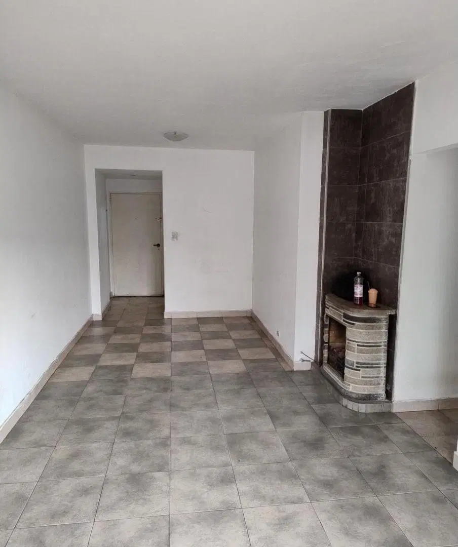 Departamento de 77 m² con 3 dormitorios en venta en Almagro Sur 8