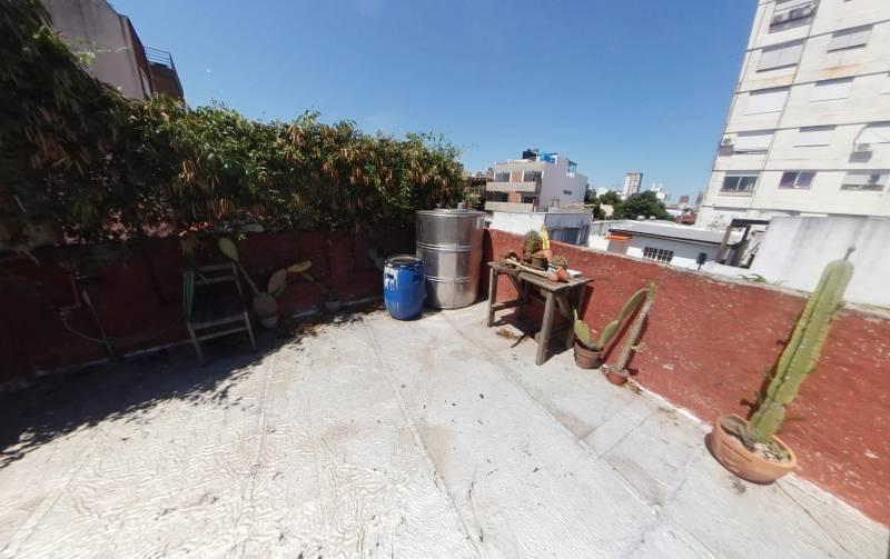 PH 5 Ambientes en 3 Plantas con Patio y Terraza. 220 m² Totales. 5