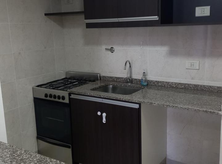 Departamento 2 ambientes con balcón, patio y 2 baños - Villa Urquiza 2