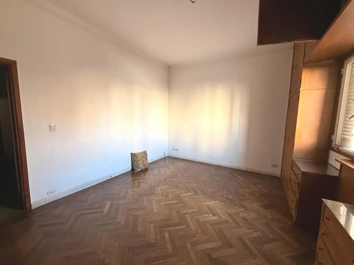3 ambientes(con dependencia) Amplio Semipiso de 88m² - INMEJORABLE UBICACIÓN 5