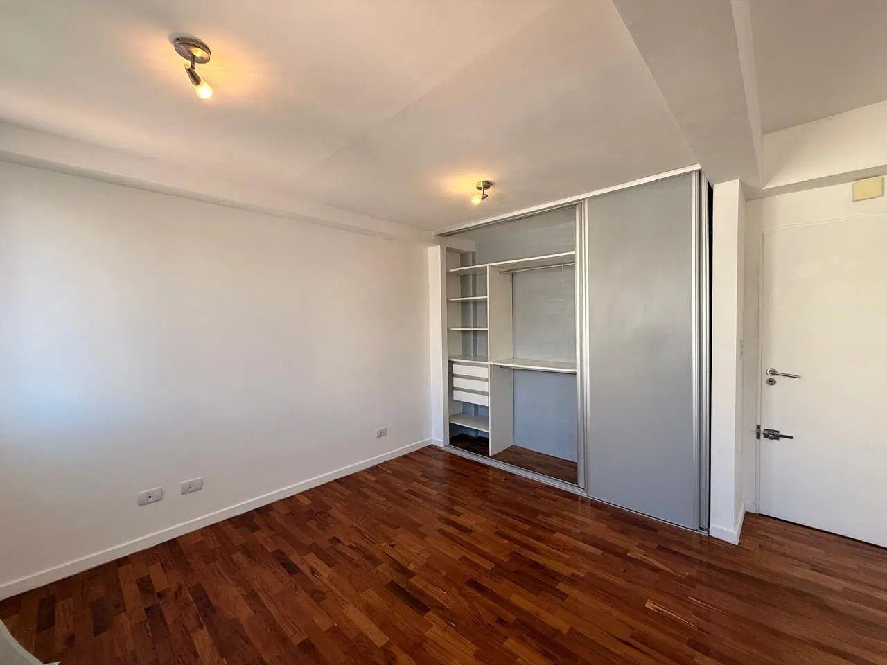 Departamento mono-ambiente en alquiler en Villa Urquiza 5