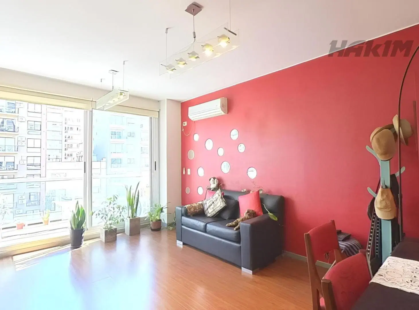 IMPERDIBLE DOS AMBIENTES, UBICADO EN LA ZONA MAS BUSCADA- VILLA URQUIZA-!! ¡¡SUPER LUMINOSO!! 4