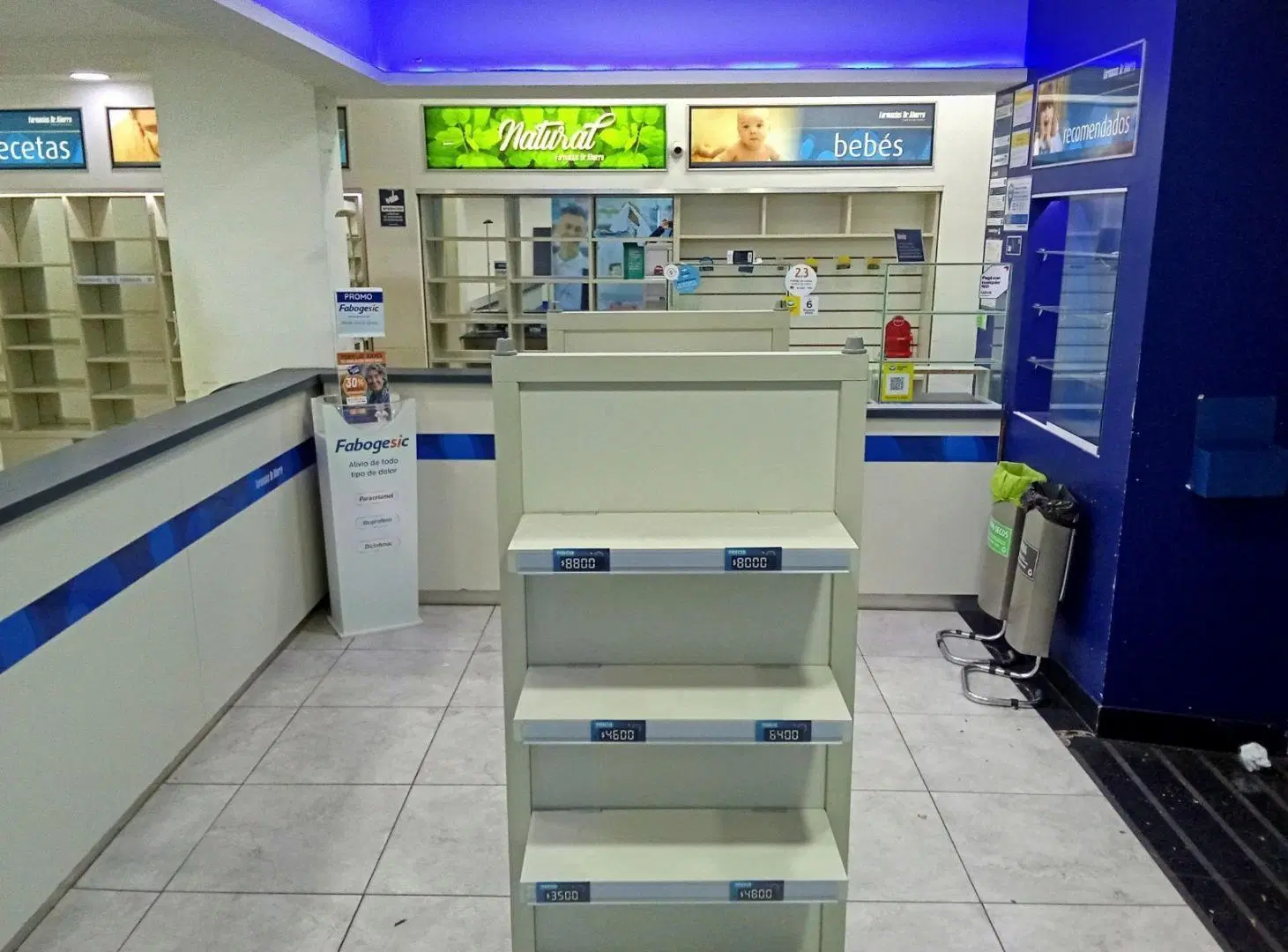 Amplio local comercial en alquiler en Villa urquiza, sobre avenida Monroe!! Oportunidad, apto para t 2