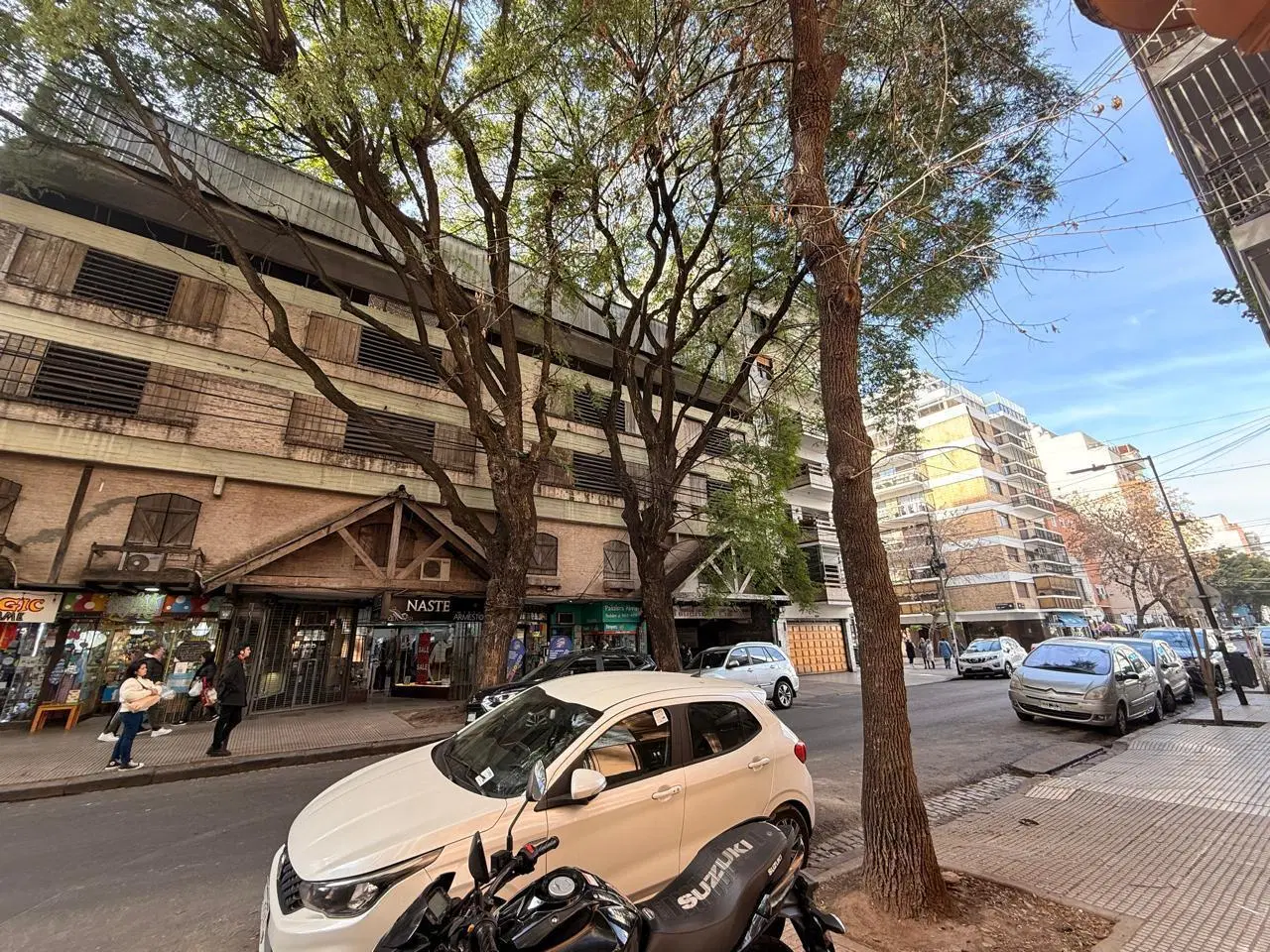 Cochera en venta en Villa Urquiza. Inmejorable ubicación, a metros de la estación de subte y de tren 4