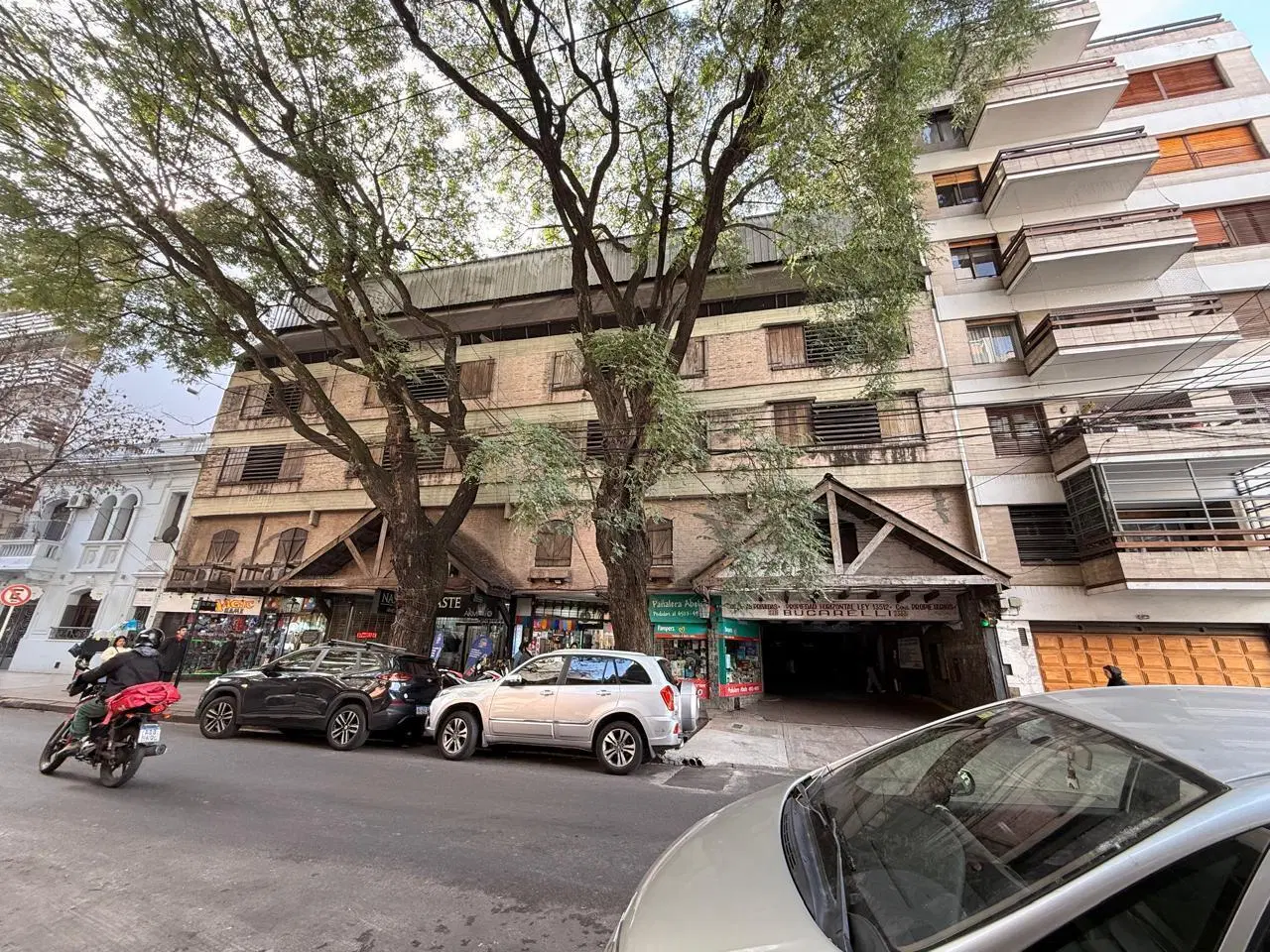 Cochera en venta en Villa Urquiza. Inmejorable ubicación, a metros de la estación de subte y de tren 3