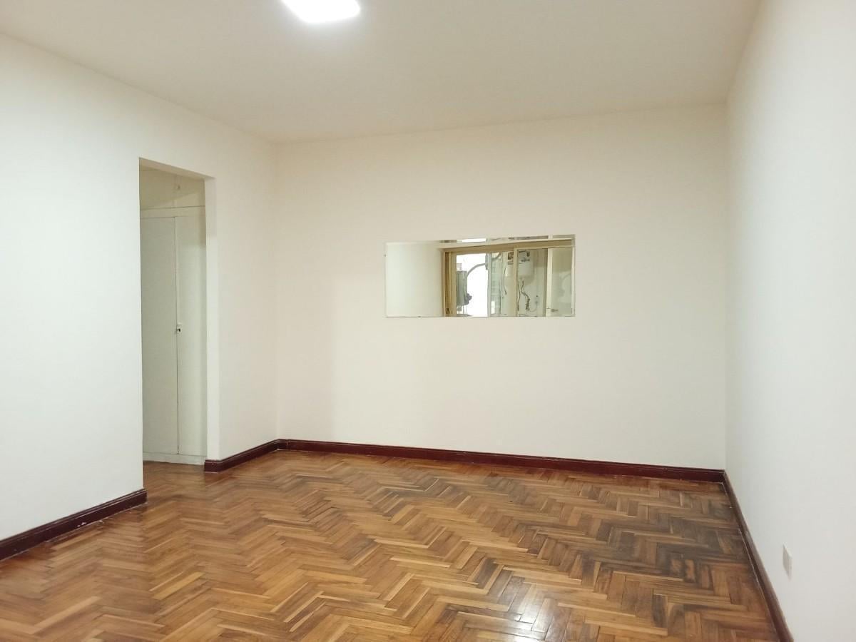 Foto de Departamento en alquiler de 2 ambintes en Villa Urquiza, imagen 3