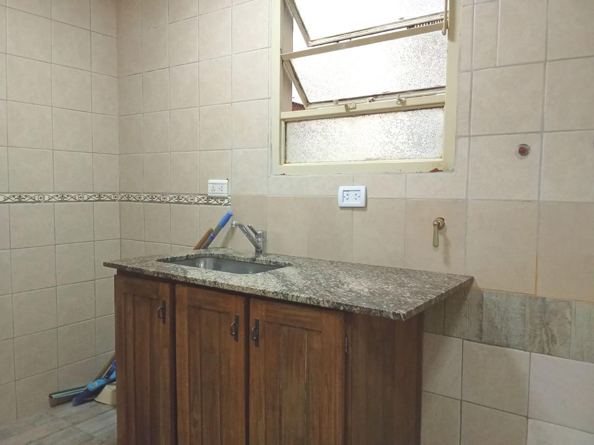 Foto de Departamento en alquiler de 2 ambintes en Villa Urquiza, imagen 2