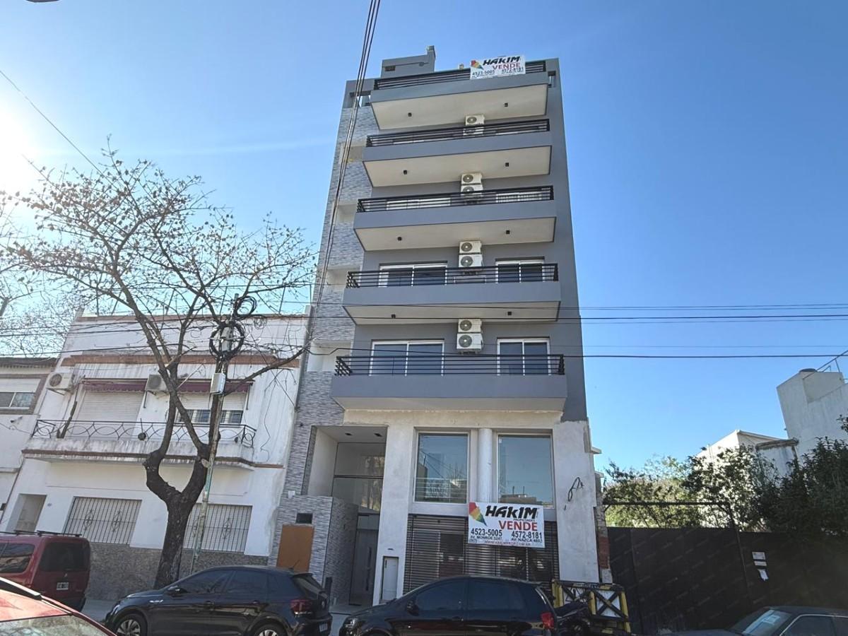 Foto de Departamento 1 ambiente al frente con balcón terraza- Parque Chas- Venta, imagen 1