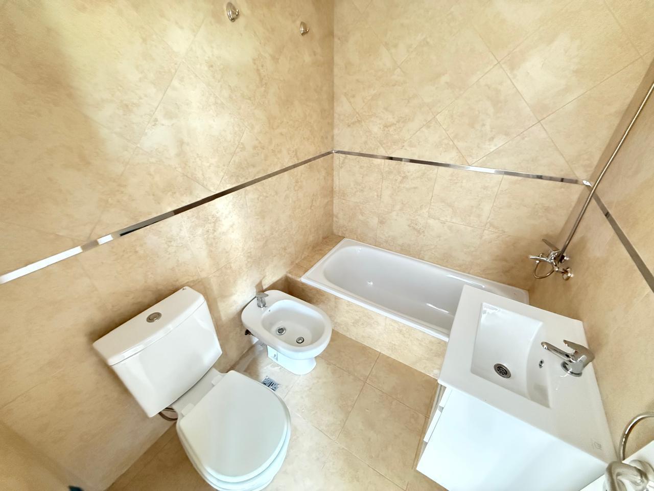 Foto de Departamento 1 ambiente al frente con balcón terraza- Parque Chas- Venta, imagen 5