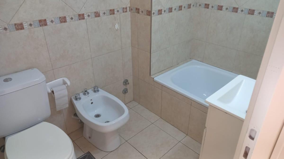 Foto de Monoambiente en alquiler con patio!! Departamento 1 ambiente en Parque, imagen 5