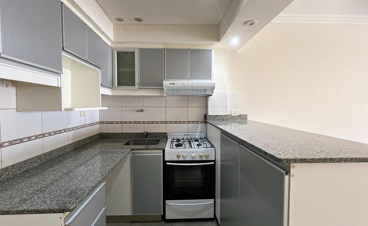 Foto de Departamento 1 ambiente al frente con balcón en Floresta APTO CREDITO!!!, imagen 4