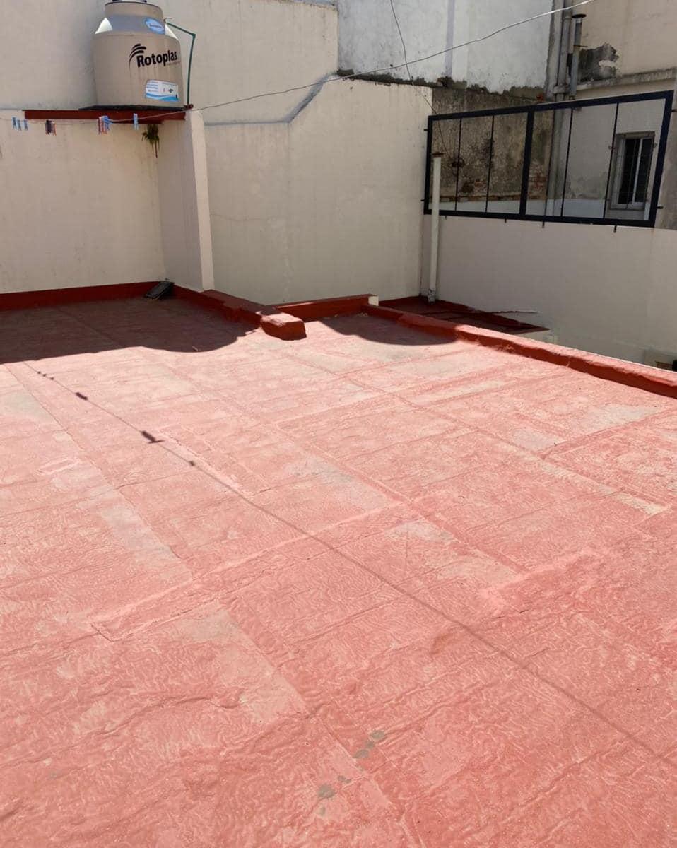 Casa con Patio y Terraza 5