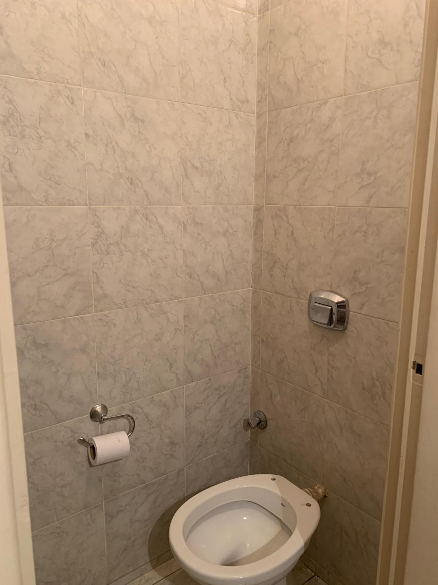 Dos Ambientes con Dos Baños Posibilidad de Vivienda 5