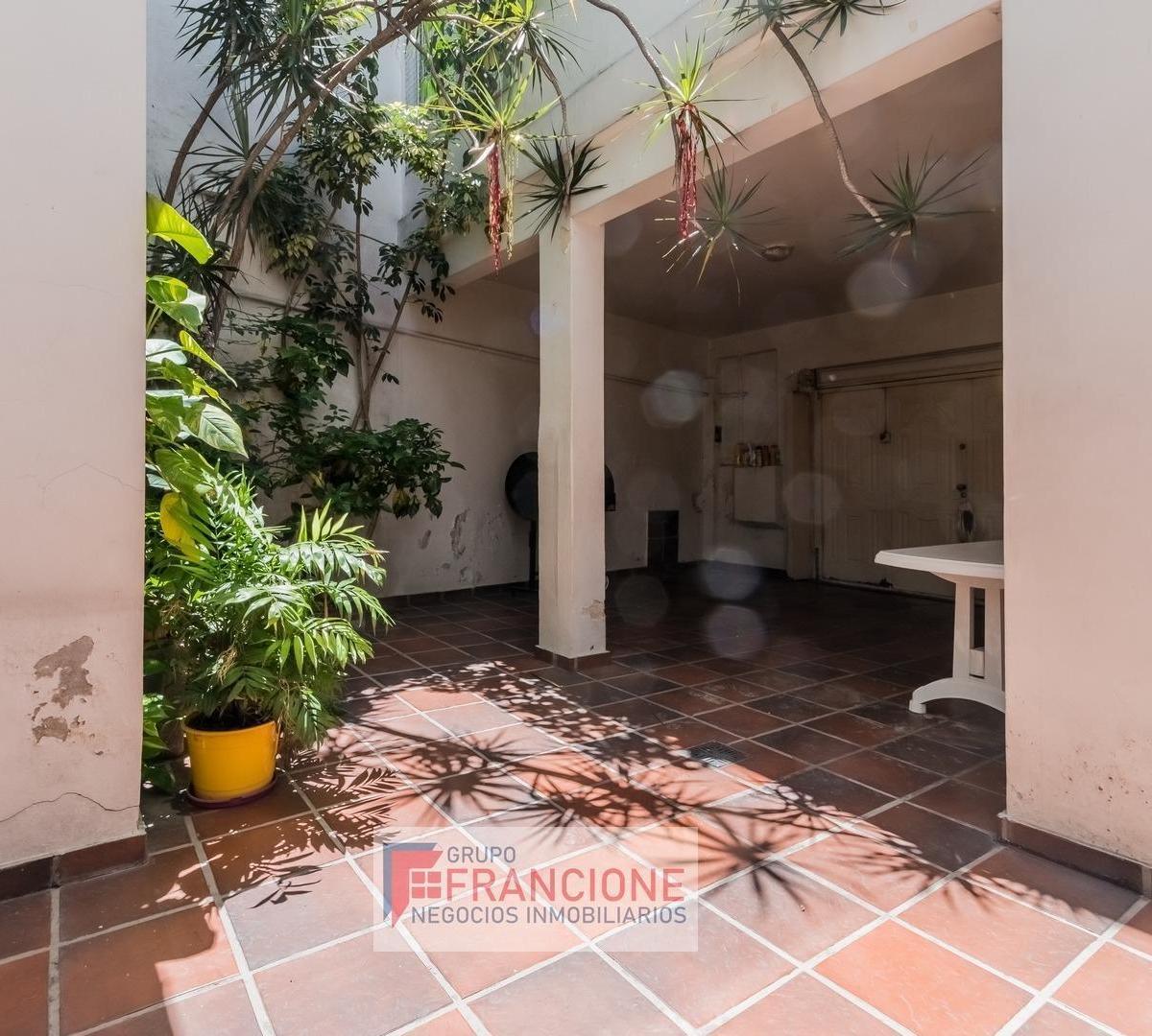 Casa 6amb Lote Propio C/coch. Velez Sarfield 4