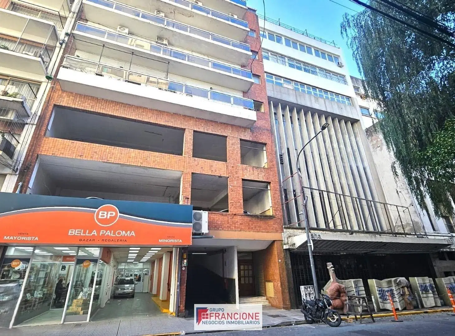 Depar, Monoamb. Sarmiento 2200. 6 Piso. Balvanera. 2